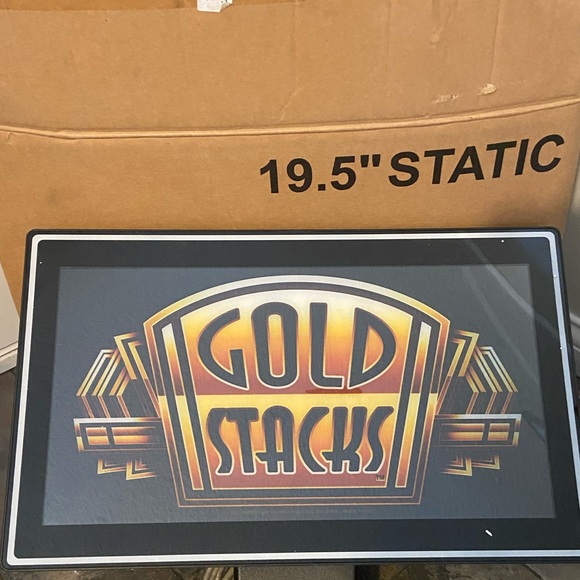 Aristocrat 19.5" Casino Man Cave Decor Gold Stacks Wall Plug Incl. - Picture 3 of 3